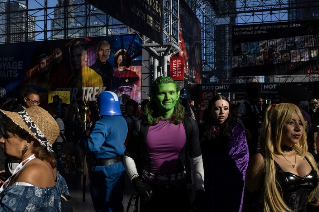 10met-comic-con-jmlb-superJumbo